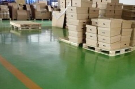 環(huán)氧地坪漆涂料為什么要分三層施工？