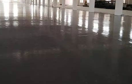 廠房使用環(huán)氧地坪漆有哪些好處？如何正確施工？